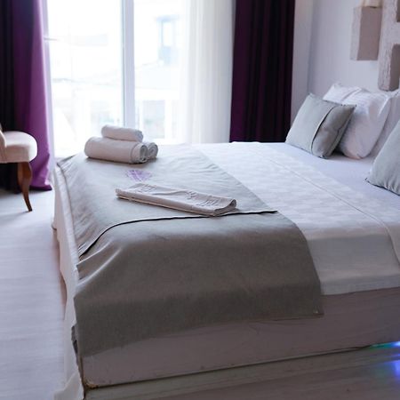 Tek Han Alacati Hotel ภายนอก รูปภาพ