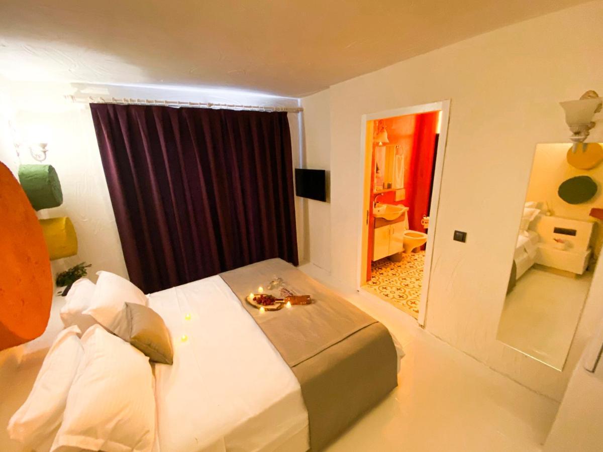 Tek Han Alacati Hotel ภายนอก รูปภาพ