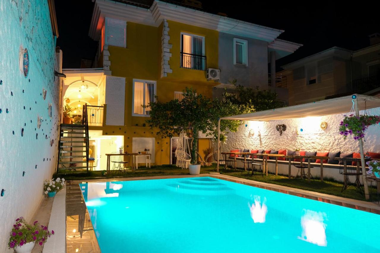 Tek Han Alacati Hotel ภายนอก รูปภาพ