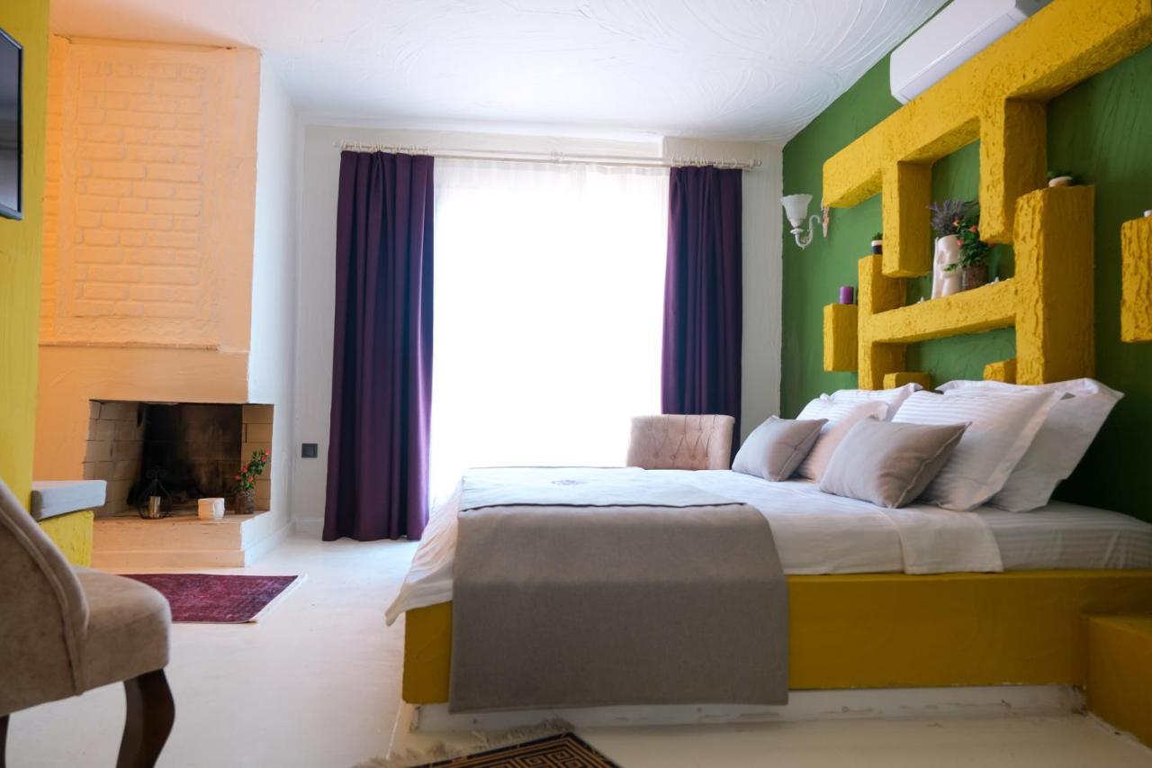 Tek Han Alacati Hotel ภายนอก รูปภาพ